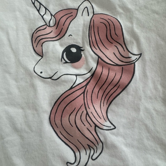 H&M tee bundle - Picture 10 of 10